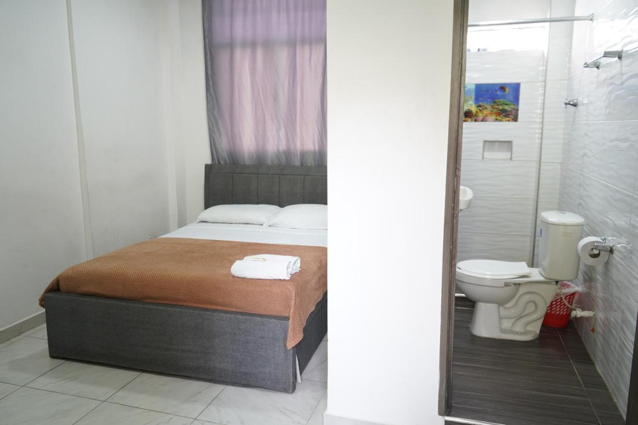 Petronio'S Hostel Cali Exteriér fotografie
